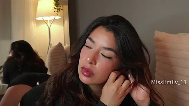 Missemily 11 online show from March 30, 2026, 10:17 am