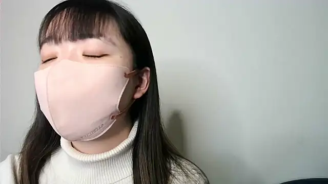 yua chan00 online show from February 9, 2026, 2:04 pm