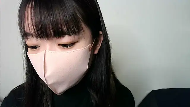 yua chan00 online show from February 17, 2026, 1:52 pm