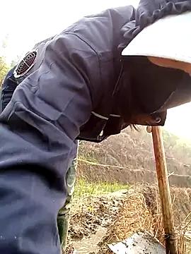 Snapshot of Noelle-e chatting on April 6, 2026, 1:12 am Noelle-e online show from April 6, 2026, 1:12 am