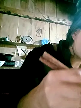 Snapshot of Noelle-e chatting on March 30, 2026, 12:56 am Noelle-e online show from March 30, 2026, 12:56 am