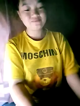 Snapshot of Noelle-e chatting on April 9, 2026, 10:16 pm Noelle-e online show from April 9, 2026, 10:16 pm