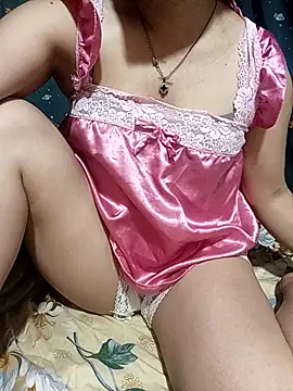 Snapshot of Phoena-a chatting on February 28, 2026, 4:45 am Phoena-a online show from February 28, 2026, 4:45 am