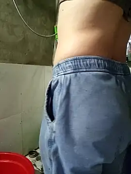 Snapshot of Phoena-a chatting on April 12, 2026, 12:08 pm Phoena-a online show from April 12, 2026, 12:08 pm