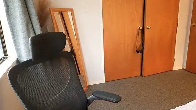 Snapshot of john_clarisa chatting on April 6, 2026, 5:30 am john clarisa online show from April 6, 2026, 5:30 am