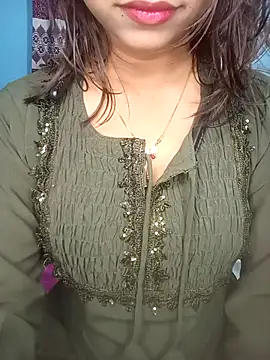 Snapshot of cute_mahi07 chatting on December 20, 2025, 12:08 pm cute mahi07 online show from December 20, 2025, 12:08 pm