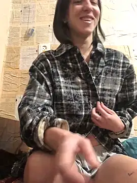 Snapshot of AnitaTenchi1 chatting on February 12, 2026, 5:45 pm AnitaTenchi1 online show from February 12, 2026, 5:45 pm