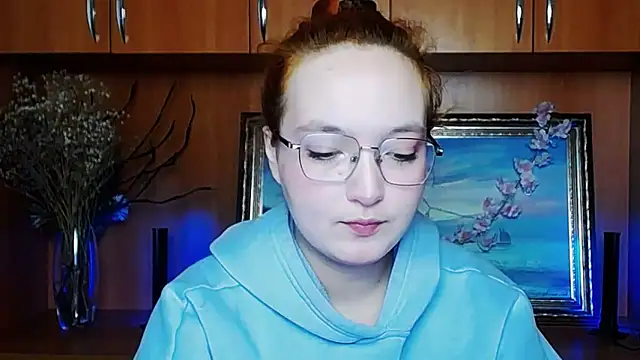 MissAriaa online show from April 14, 2026, 6:18 am