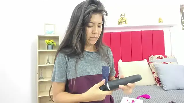 tammy sex25 online show from March 11, 2026, 11:15 am