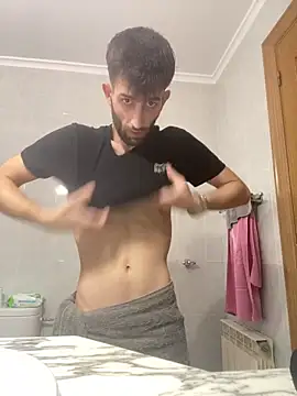 Snapshot of Dondeloquieras4 chatting on February 7, 2026, 2:25 pm Dondeloquieras4 online show from February 7, 2026, 2:25 pm