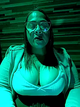 Snapshot of Angie_milf50 chatting on June 21, 2026, 3:01 am Angie milf50 online show from June 21, 2026, 3:01 am