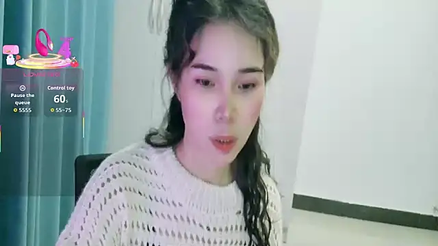 Snapshot of HUAHUABB-2025 chatting on October 27, 2025, 6:09 pm HUAHUABB-2025 online show from October 27, 2025, 6:09 pm