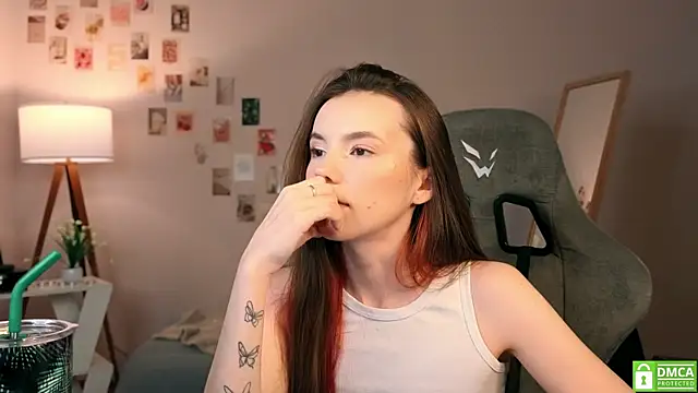 yourfrenchteacher online show from November 17, 2025, 4:49 am