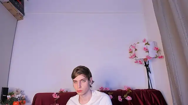 AvenGlow online show from February 23, 2026, 9:26 pm