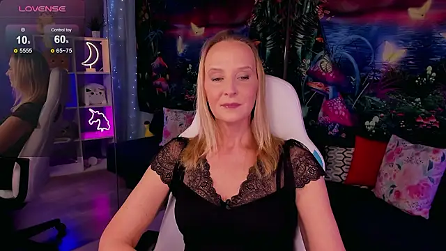 Snapshot of ScarlettPalmer chatting on February 6, 2026, 10:11 am ScarlettPalmer online show from February 6, 2026, 10:11 am