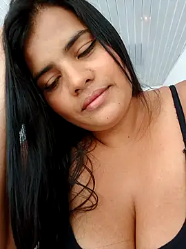  QueenSophia  online show from October 31, 2025, 7:32 pm