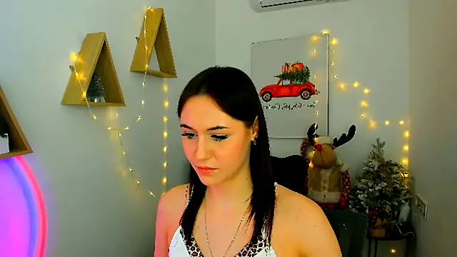 MakeYoueHappy online show from December 22, 2025, 6:52 pm