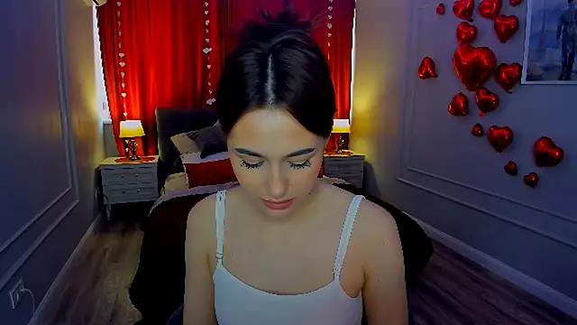 Snapshot of MakeYoueHappy chatting on February 15, 2026, 7:51 am MakeYoueHappy online show from February 15, 2026, 7:51 am