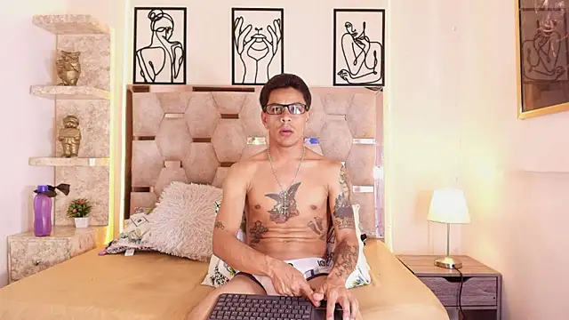 Andrew Haalls online show from February 21, 2026, 9:06 pm