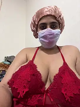 Snapshot of WildNour chatting on March 1, 2026, 9:15 pm WildNour online show from March 1, 2026, 9:15 pm