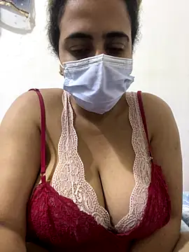 Snapshot of WildNour chatting on December 19, 2025, 3:25 pm WildNour online show from December 19, 2025, 3:25 pm