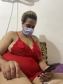 Snapshot of WildNour chatting on November 11, 2025, 3:07 pm WildNour online show from November 11, 2025, 3:07 pm