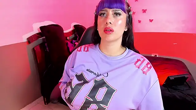 Monserrat Cute  online show from February 7, 2026, 12:02 pm