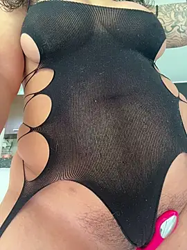 SugarTroubl33 online show from July 20, 2026, 3:25 pm