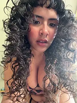 SugarTroubl33 online show from June 12, 2026, 2:48 pm