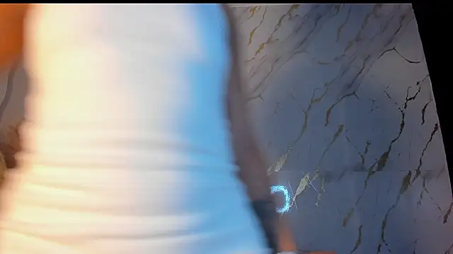 Julig01 online show from November 16, 2025, 3:33 am