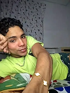 Snapshot of Alex_Sweeting chatting on December 3, 2025, 2:34 am Alex Sweeting online show from December 3, 2025, 2:34 am