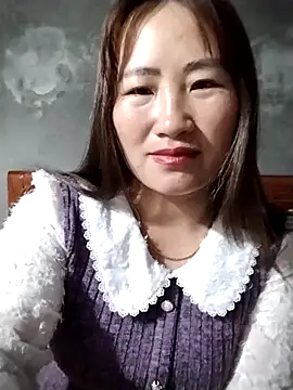 emini-xx online show from February 16, 2026, 2:27 pm