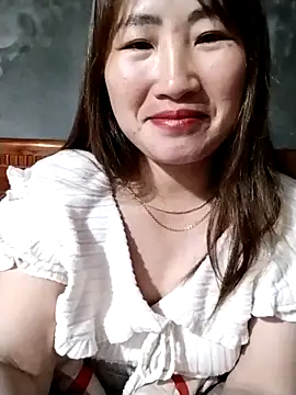 emini-xx online show from March 10, 2026, 1:15 pm