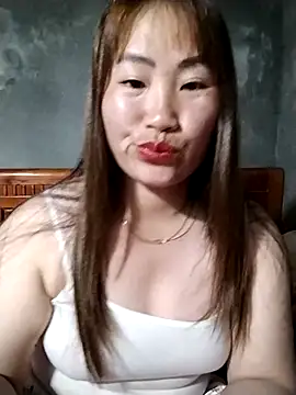 emini-xx online show from March 28, 2026, 2:07 pm