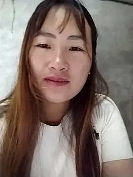 emini-xx online show from November 3, 2025, 12:05 am