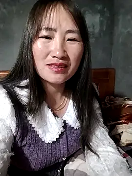 emini-xx online show from February 8, 2026, 12:36 pm