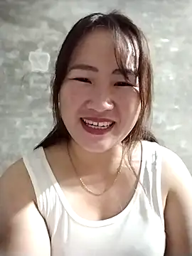 emini-xx online show from December 23, 2025, 2:33 am