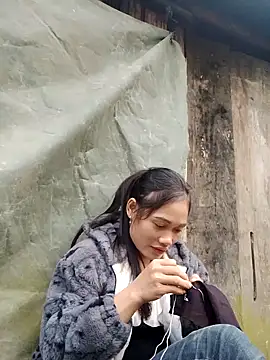 doggy-00 online show from November 20, 2025, 8:37 am