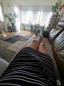 hungrykiten online show from October 27, 2025, 9:10 am