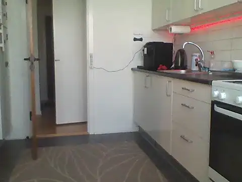 hungrykiten online show from October 28, 2025, 7:29 am