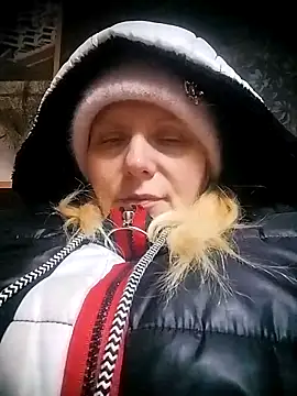 Lana-murr online show from February 2, 2026, 8:19 pm