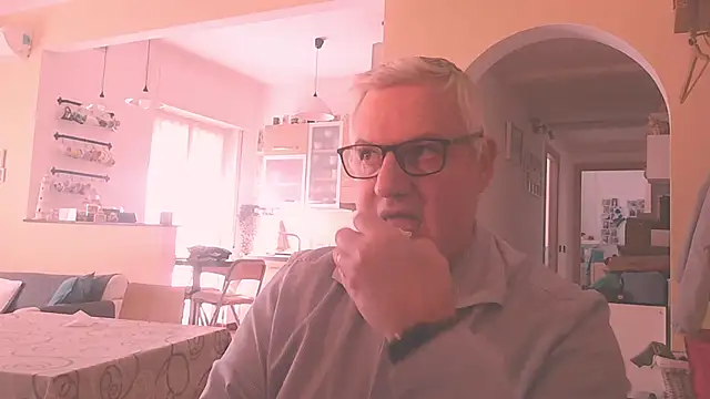 Snapshot of Diegoriv71 chatting on February 1, 2026, 9:40 am Diegoriv71 online show from February 1, 2026, 9:40 am