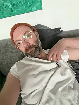 edgarmachtsderbe online show from January 15, 2026, 10:29 am