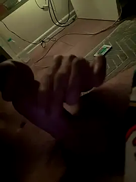 Snapshot of dehsetsikcii chatting on October 29, 2025, 12:42 am dehsetsikcii online show from October 29, 2025, 12:42 am