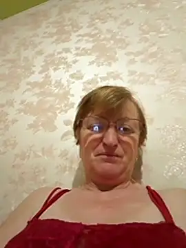 Snapshot of Arabella245 chatting on November 1, 2025, 6:35 pm Arabella245 online show from November 1, 2025, 6:35 pm