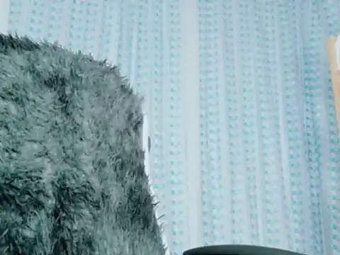 Snapshot of Fiona1010 chatting on March 25, 2026, 1:06 am Fiona1010 online show from March 25, 2026, 1:06 am