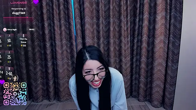 TonjaNeace online show from November 30, 2025, 4:35 am