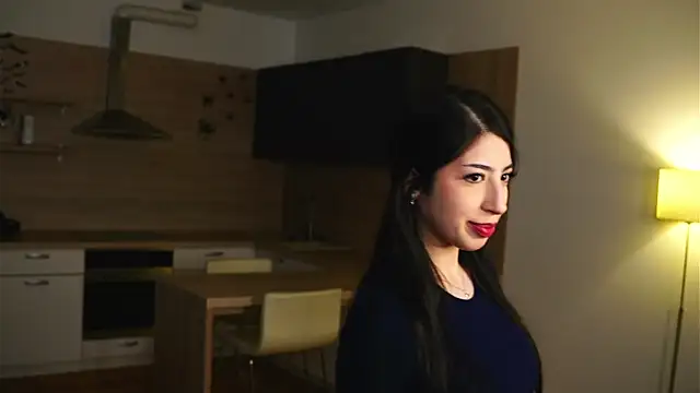 TonjaNeace online show from November 8, 2025, 4:16 am