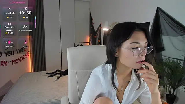 AsianAlis online show from November 7, 2025, 7:24 am