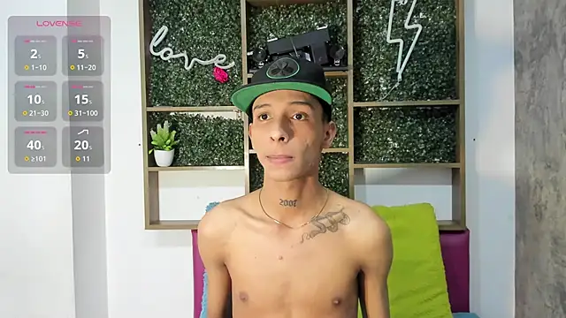 Max Steell online show from November 8, 2025, 6:06 am